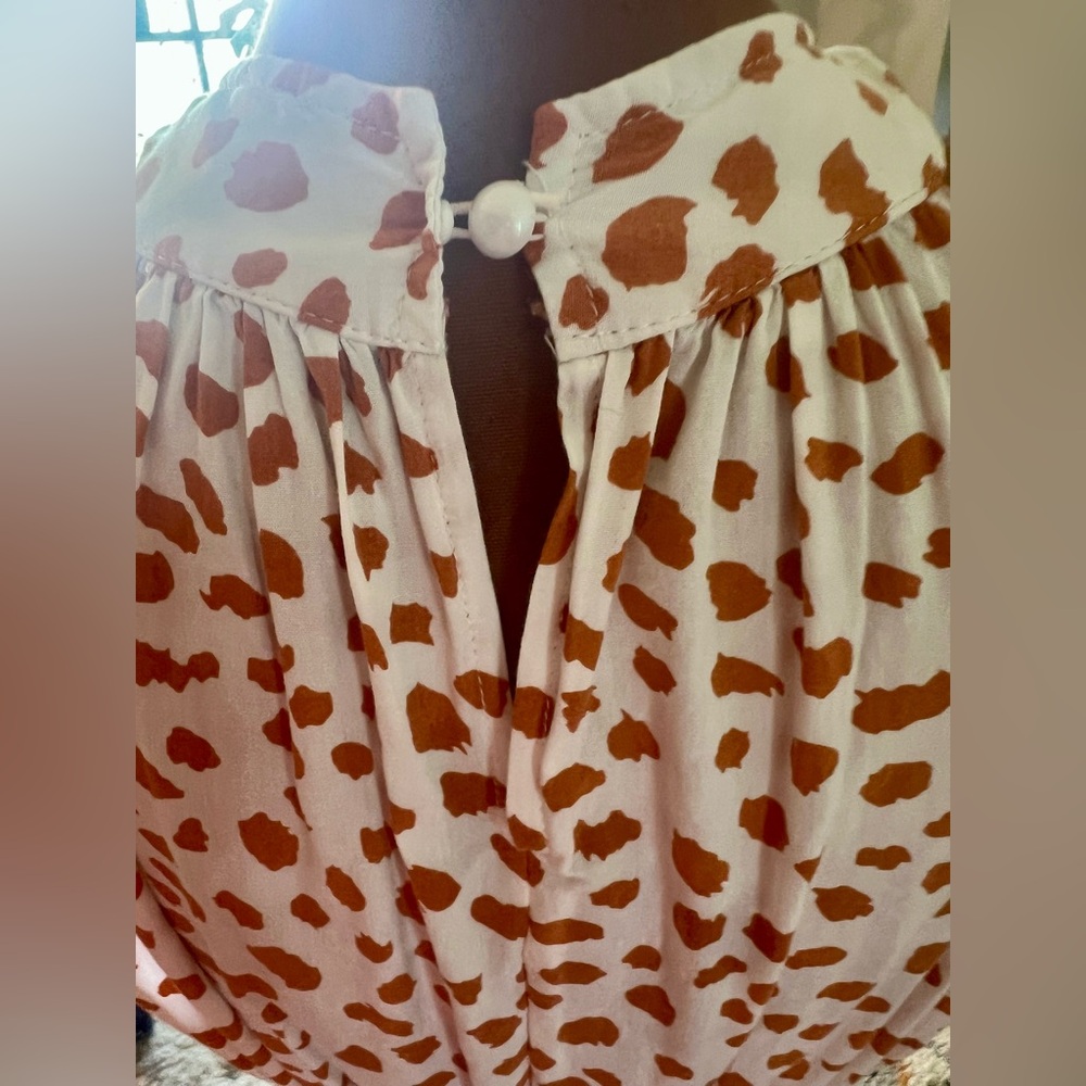 Chic White and Brown Patterned Maxi Dress - Picture 6 of 6